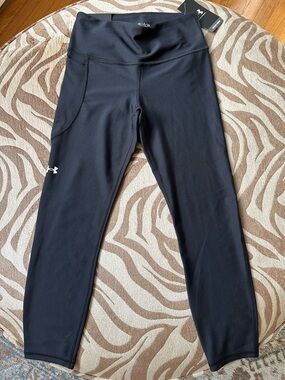 Under Armour Women’s Black Performance Leggings Small/Short